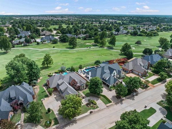 400 Heritage Boulevard, Edmond, OK 73025