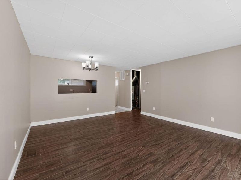 8819 Grenada Drive, Springfield Township, OH 45231 Photo 19