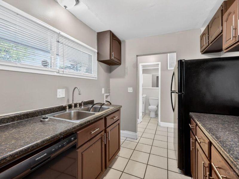8819 Grenada Drive, Springfield Township, OH 45231 Photo 20