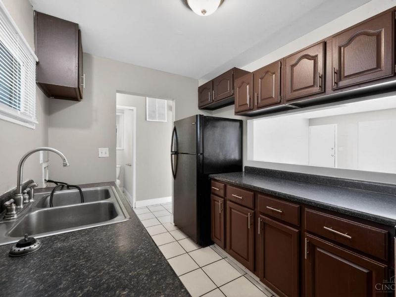 8819 Grenada Drive, Springfield Township, OH 45231 Photo 22