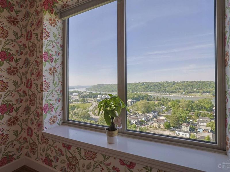 3435 Golden Avenue, Unit 1001, Cincinnati, OH 45226 Photo 32