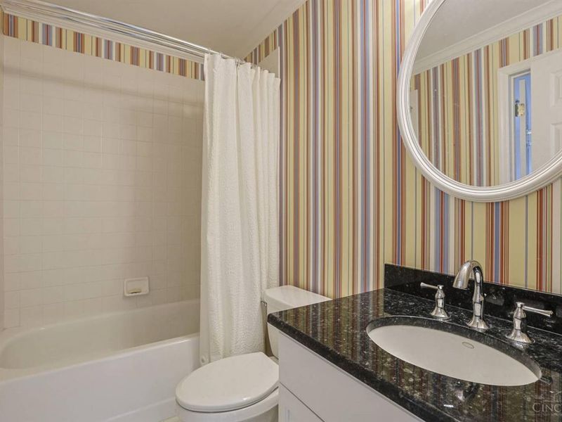 3435 Golden Avenue, Unit 1001, Cincinnati, OH 45226 Photo 37