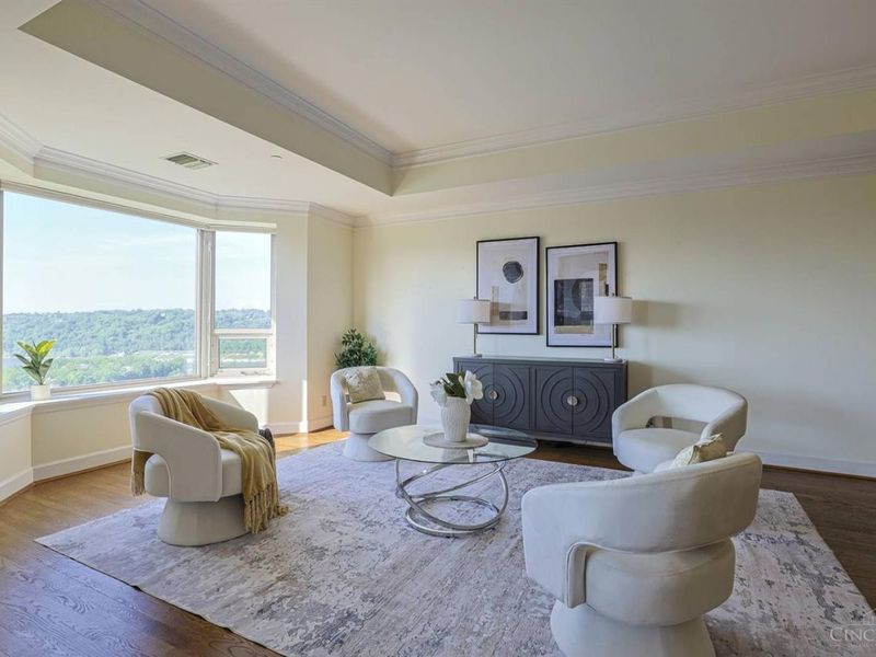 3435 Golden Avenue, Unit 1001, Cincinnati, OH 45226 Photo 4