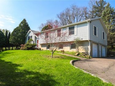 100 Lakeview Avenue , Watkins Glen, NY 14891