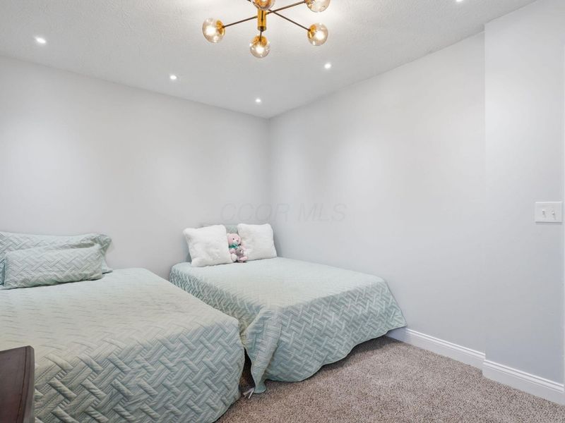 7909 Thornfield Lane, Unit 41, Columbus, OH 43235 Photo 14