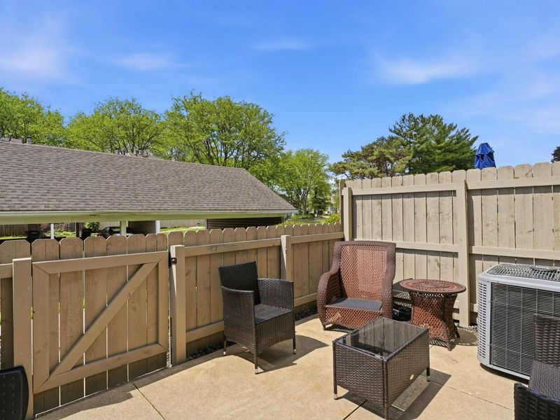 7909 Thornfield Lane, Unit 41, Columbus, OH 43235 Photo 31