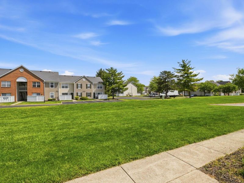 7909 Thornfield Lane, Unit 41, Columbus, OH 43235 Photo 37