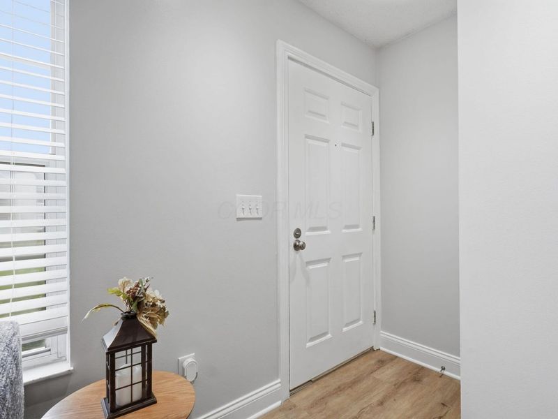 7909 Thornfield Lane, Unit 41, Columbus, OH 43235 Photo 4