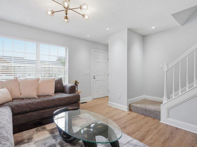 7909 Thornfield Lane, Unit 41, Columbus, OH 43235 Photo 8