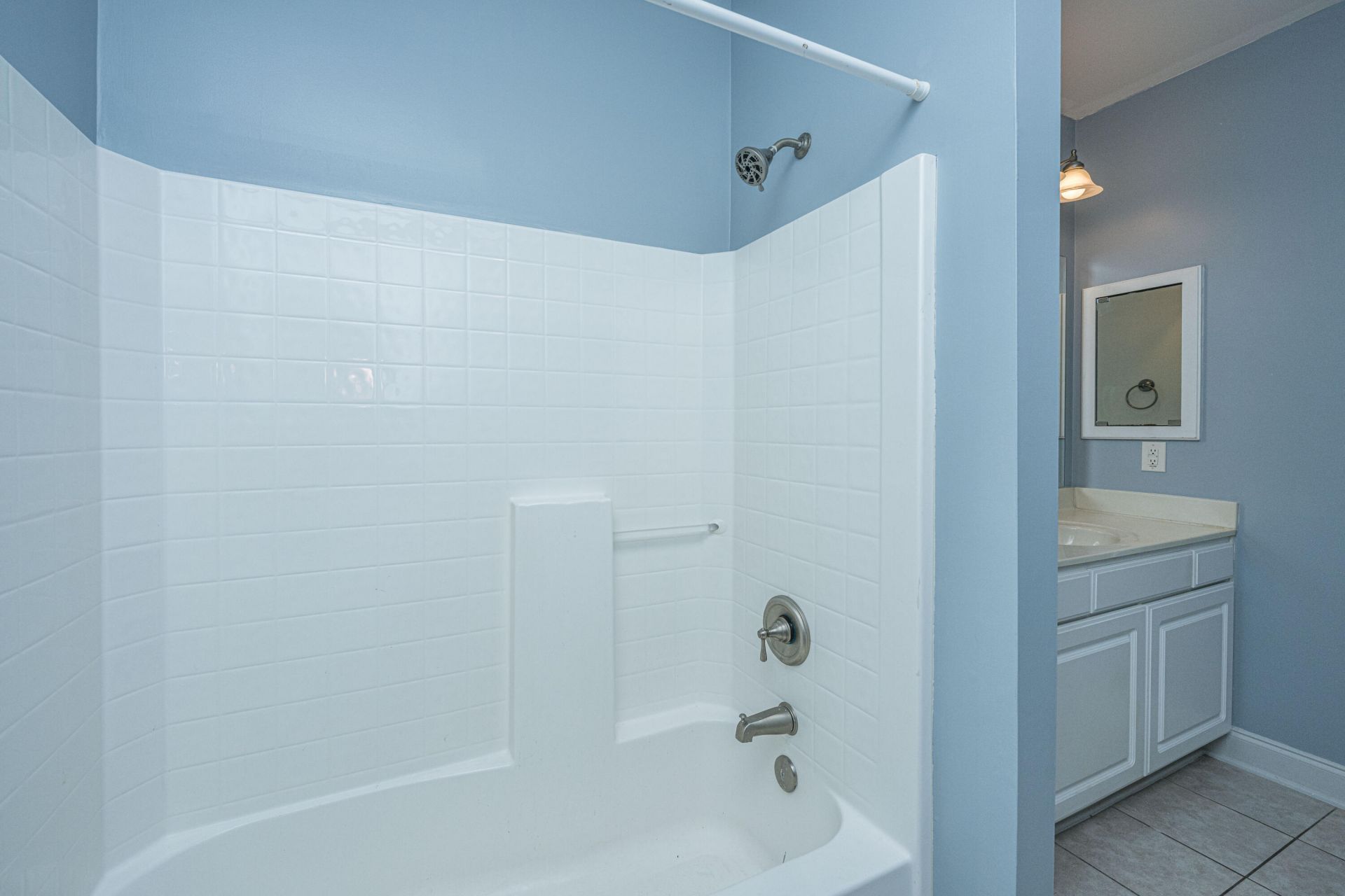 1025 Riverland Woods Place Photo 17