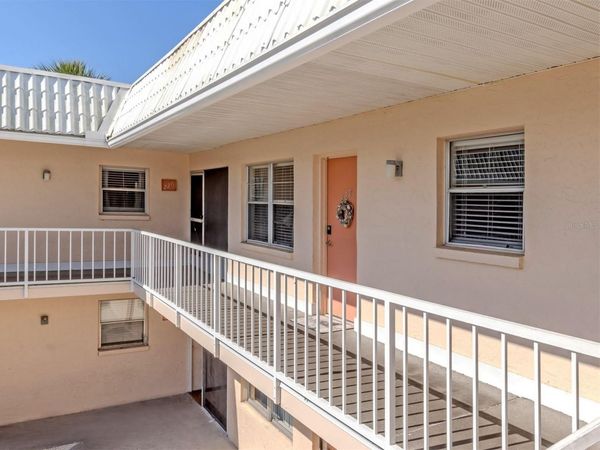 400 BASE AVENUE E, Unit 227, VENICE, FL 34285