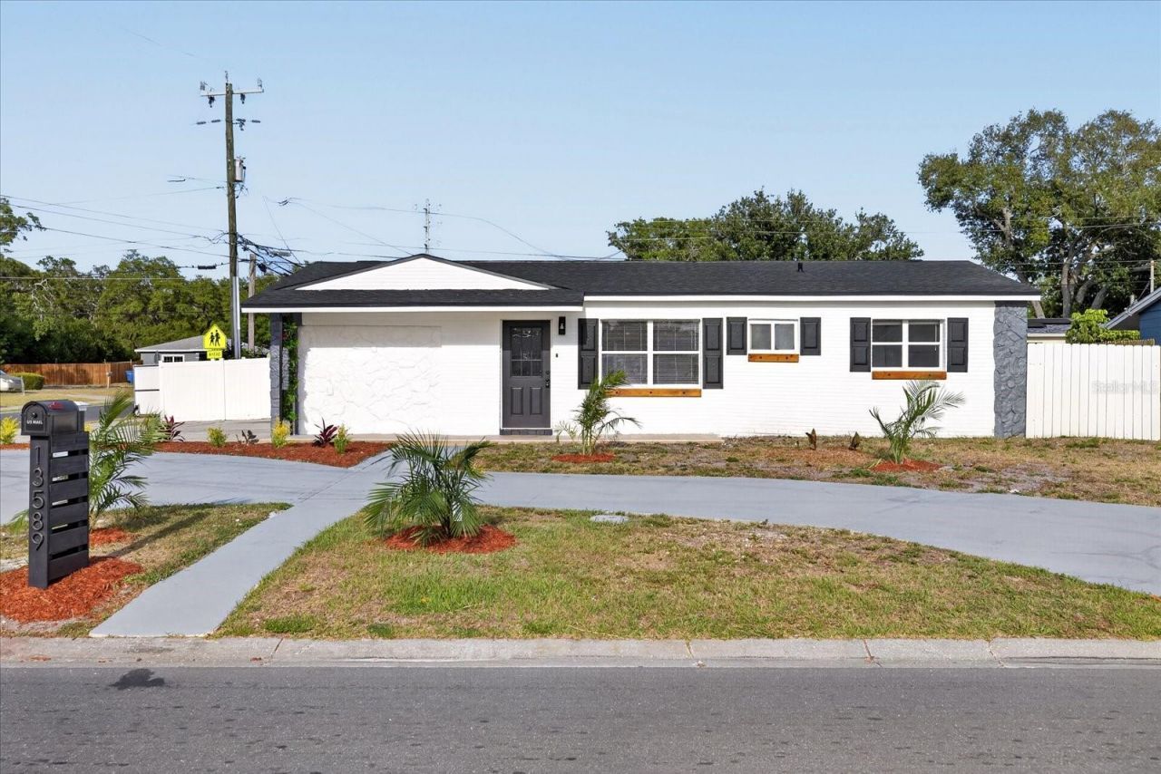 13589 120th Street, Largo, FL 33778 Main Photo