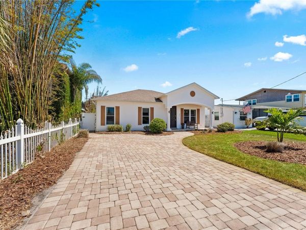 827 E 26TH AVENUE , NEW SMYRNA BEACH, FL 32169