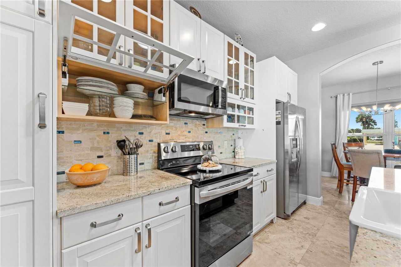 827 E 26th Avenue, New Smyrna Beach, FL 32169 Photo