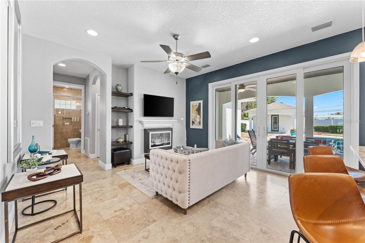 827 E 26th Avenue, New Smyrna Beach, FL 32169 Photo
