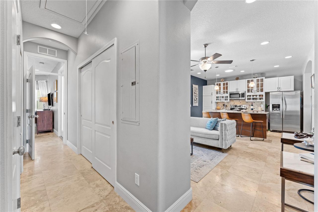 827 E 26th Avenue, New Smyrna Beach, FL 32169 Photo