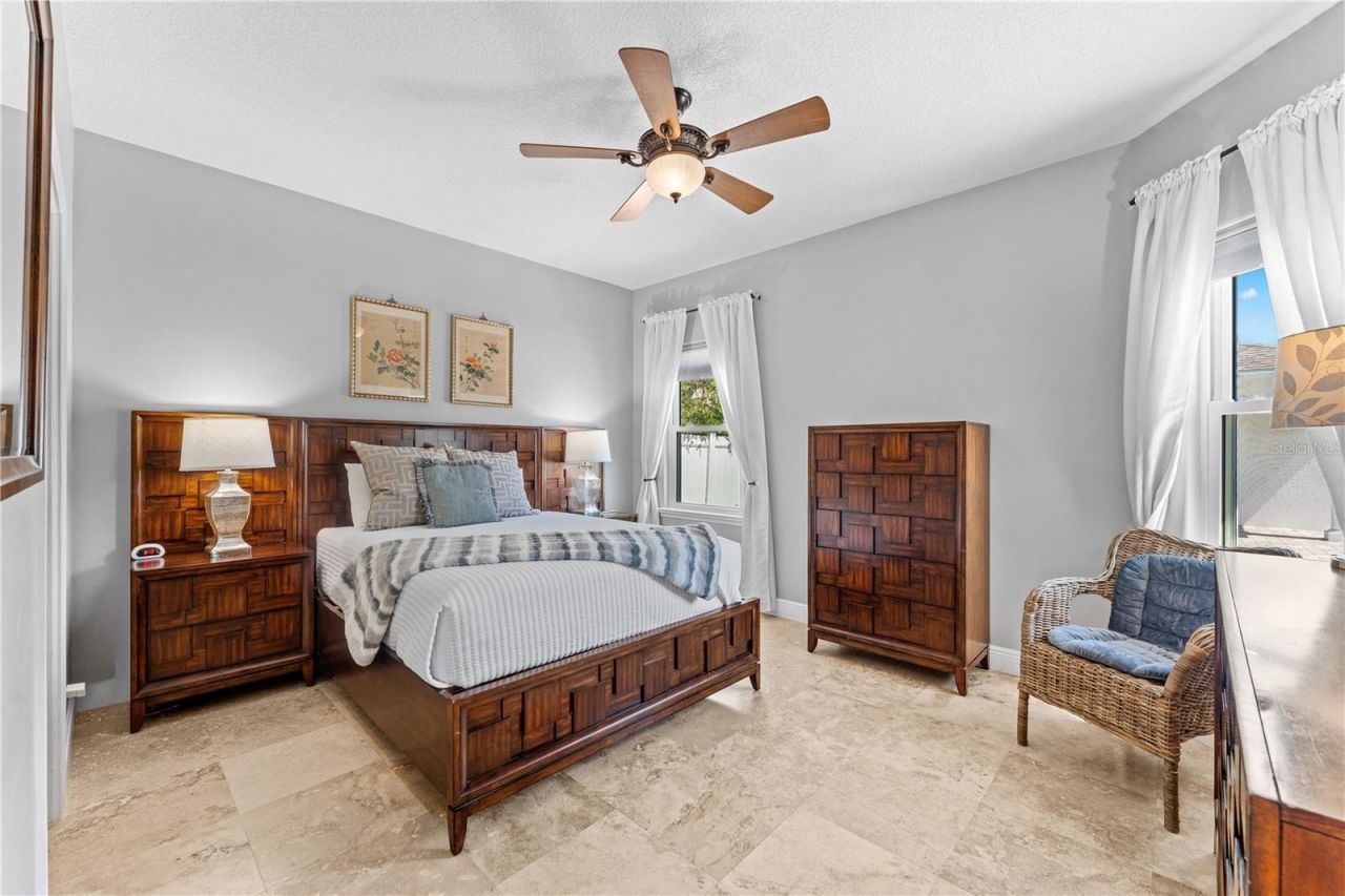 827 E 26th Avenue, New Smyrna Beach, FL 32169 Photo