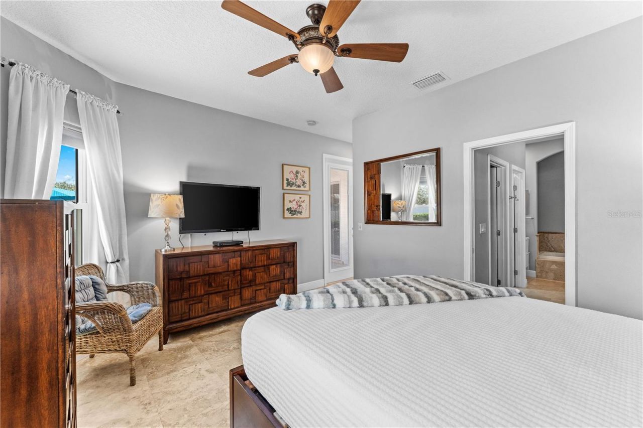 827 E 26th Avenue, New Smyrna Beach, FL 32169 Photo