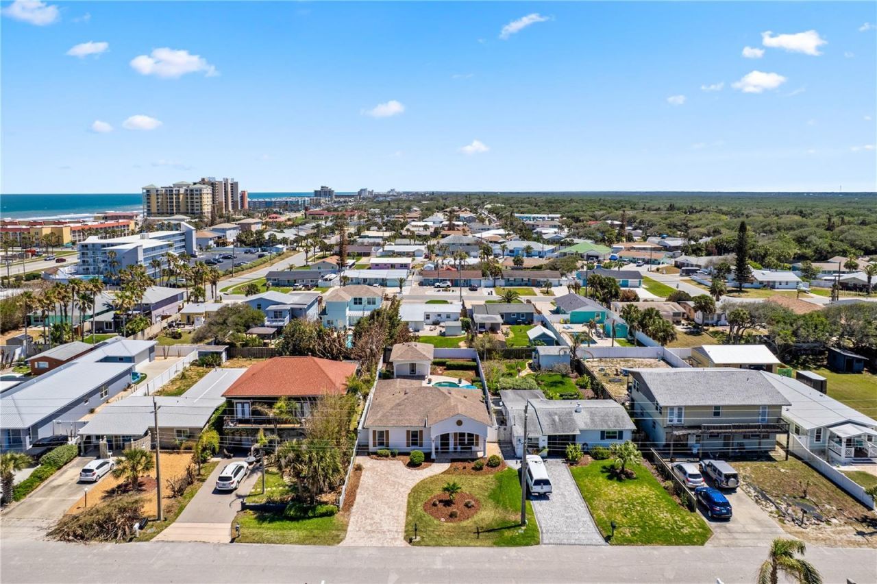827 E 26th Avenue, New Smyrna Beach, FL 32169 Photo