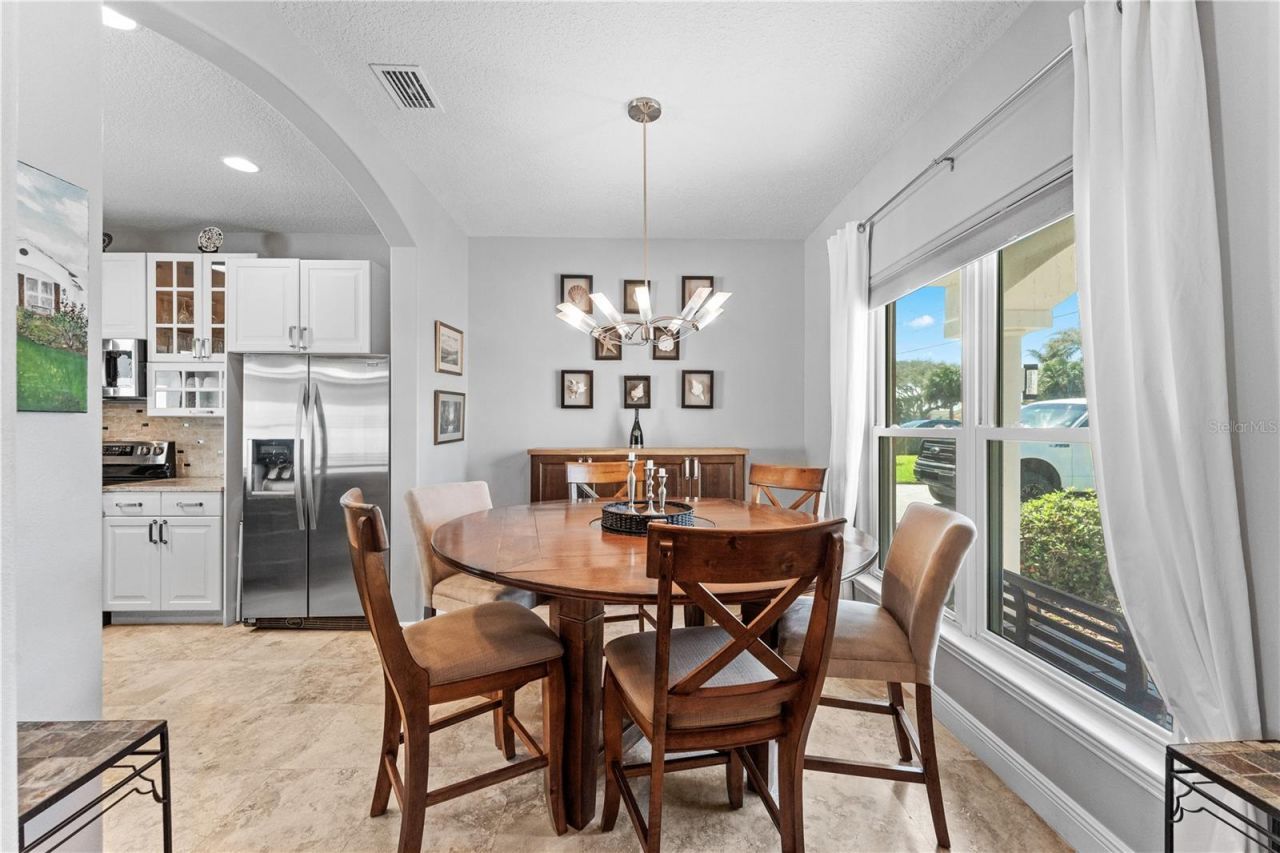 827 E 26th Avenue, New Smyrna Beach, FL 32169 Photo