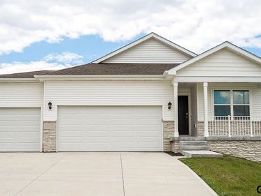 7614 N 170 Street , Bennington, NE 68007