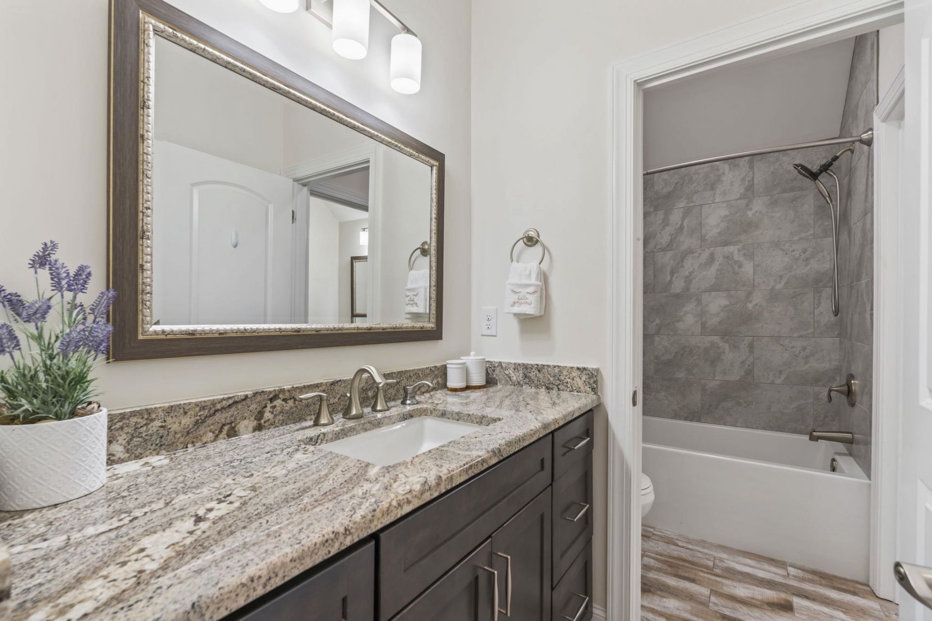 2544 Ellerbe Circle Photo 27