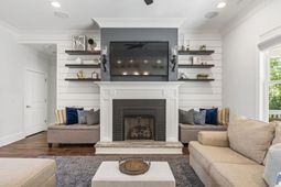 2544 Ellerbe Circle photo 4