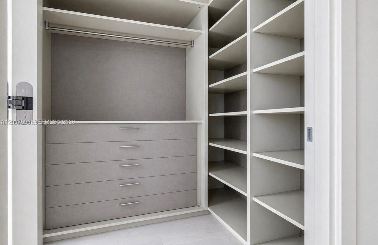 1 Collins Ave , Unit 606, Miami Beach, FL 33139 Photo