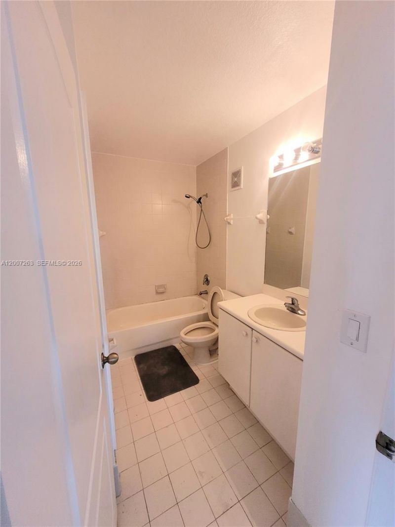 4331 SW 160th Ave, Unit 209, Miramar, FL 33027 Photo