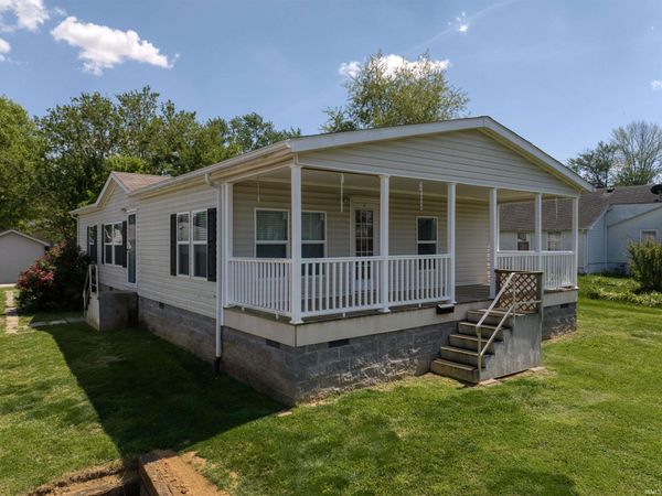 302 S Center Street, Fort Branch, IN 47648