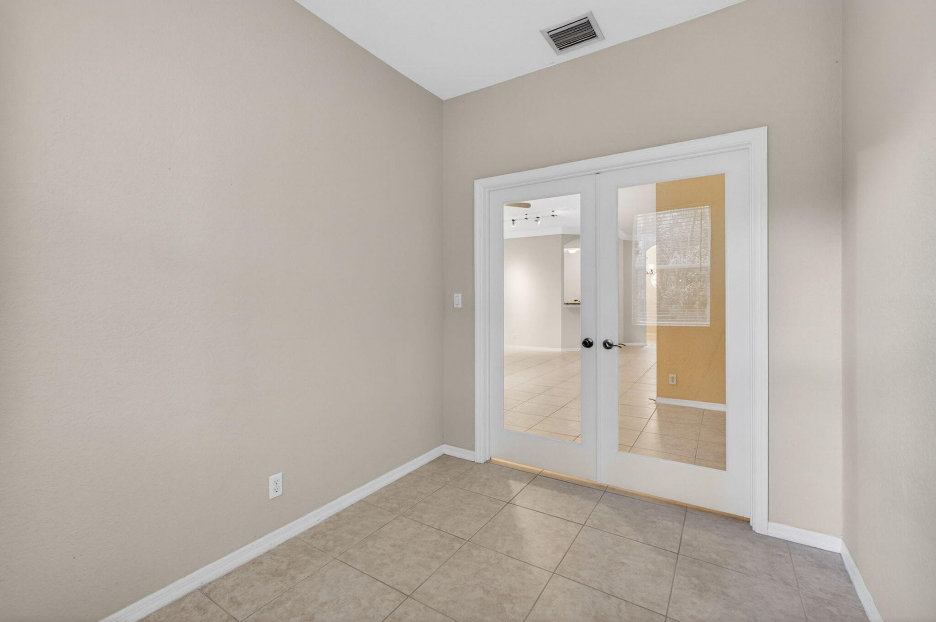 4991 Bonsai Circle, Unit 109, West Palm Beach, FL 33418 Photo