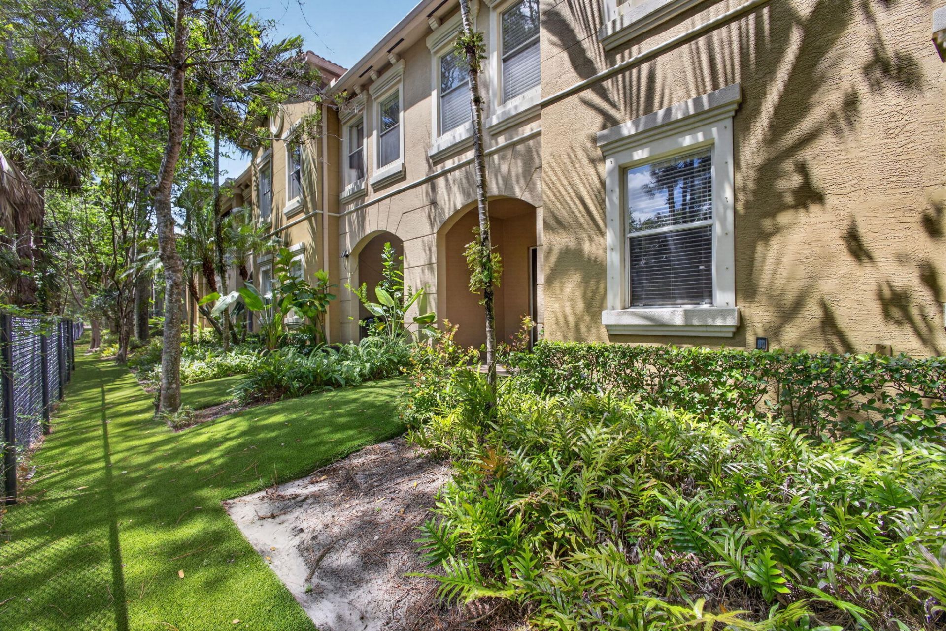 4991 Bonsai Circle, Unit 109, West Palm Beach, FL 33418 Photo