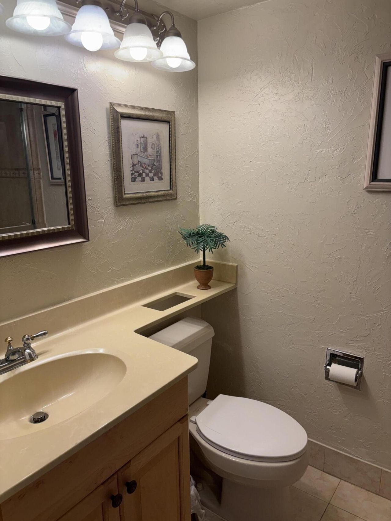 60 Pelican Pointe Drive, Unit 1020, Delray Beach, FL 33483 Photo