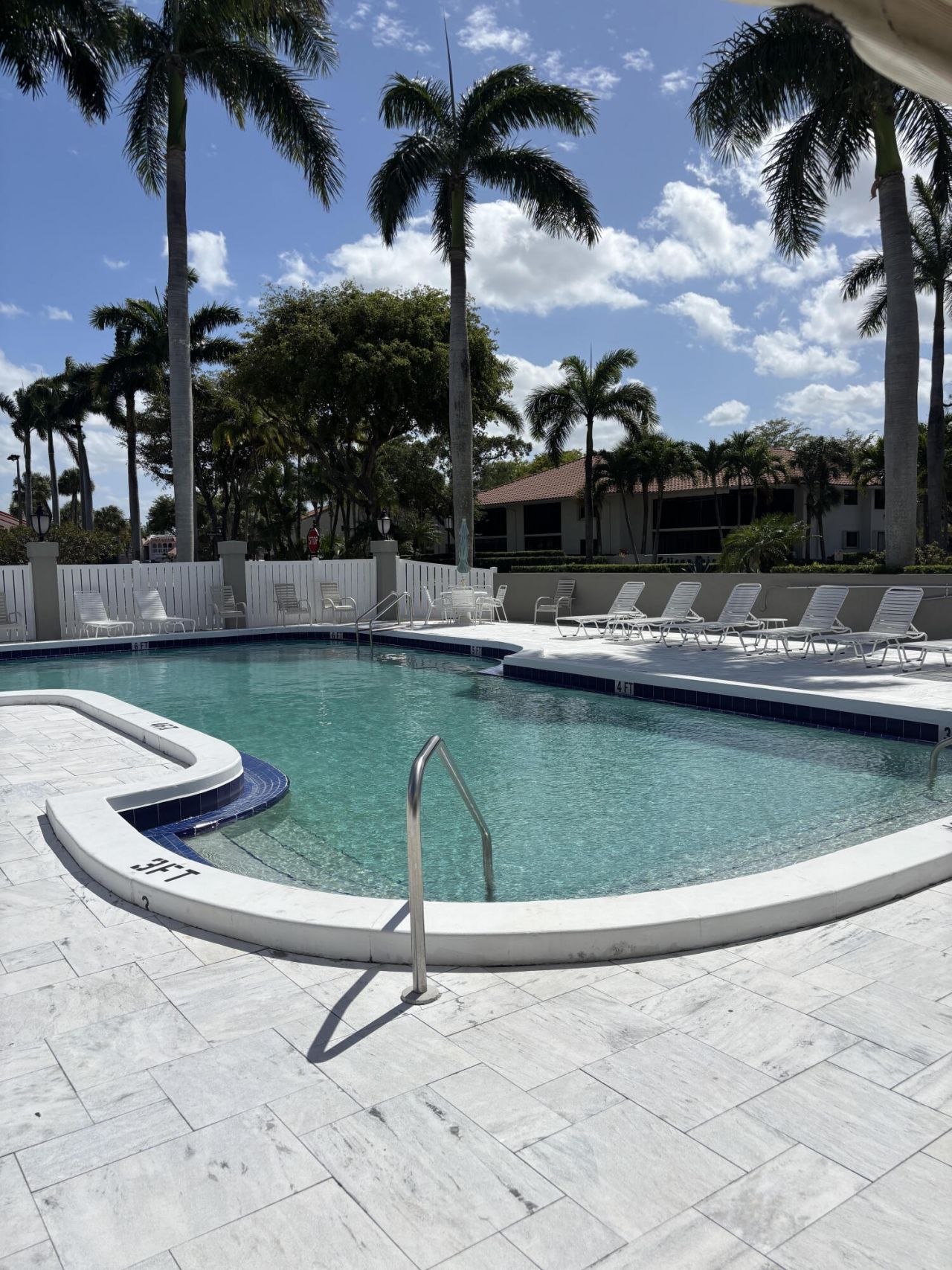 60 Pelican Pointe Drive, Unit 1020, Delray Beach, FL 33483 Photo