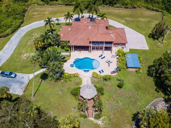 3646 S Jenkins Road, Fort Pierce, FL 34981