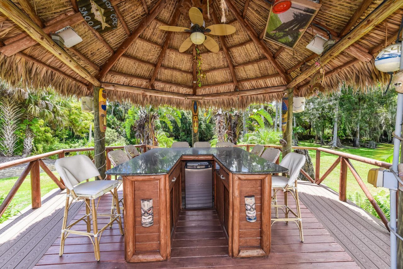 3646 S Jenkins Road, Fort Pierce, FL 34981 Photo