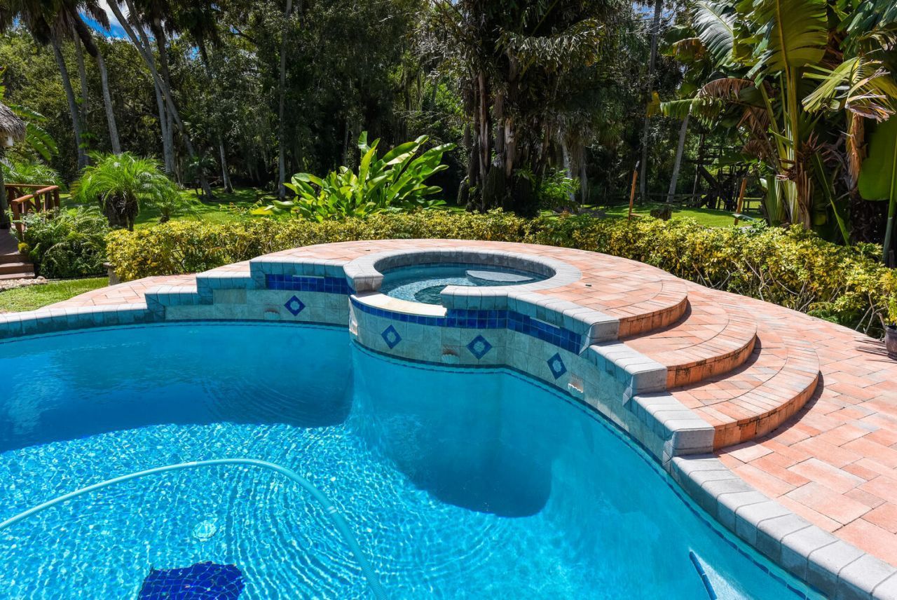 3646 S Jenkins Road, Fort Pierce, FL 34981 Photo