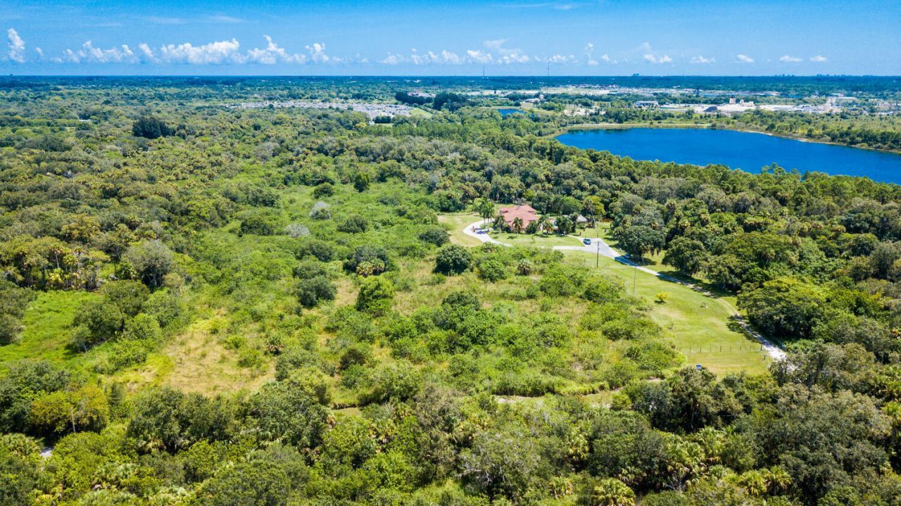 3646 S Jenkins Road, Fort Pierce, FL 34981 Photo