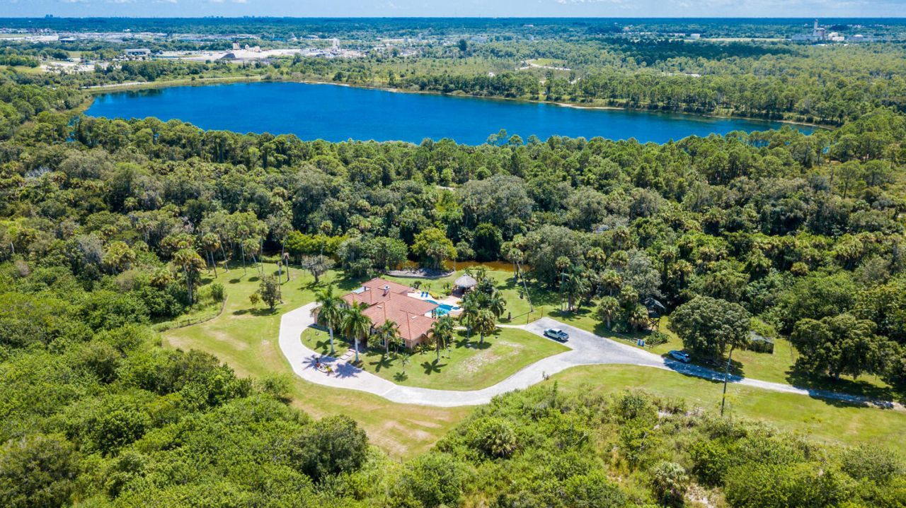 3646 S Jenkins Road, Fort Pierce, FL 34981 Photo