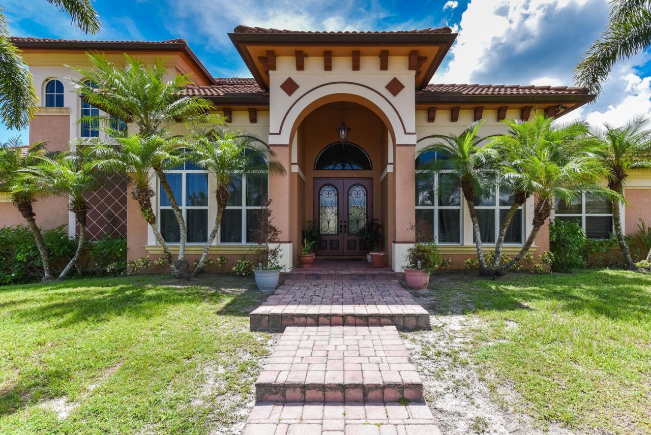 3646 S Jenkins Road, Fort Pierce, FL 34981 Photo