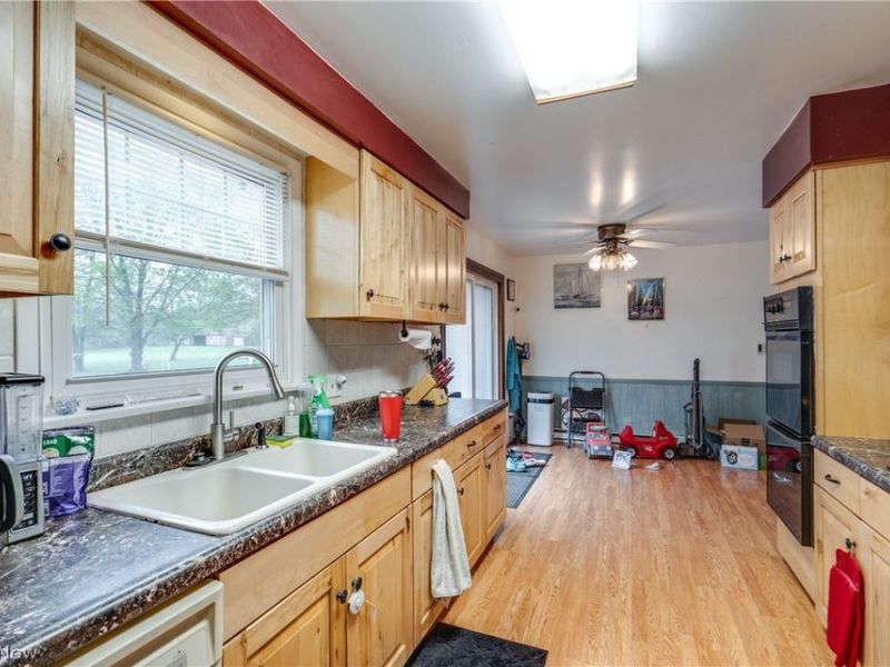 15390 Cenfield Street NE, Alliance, OH 44601 Photo 11