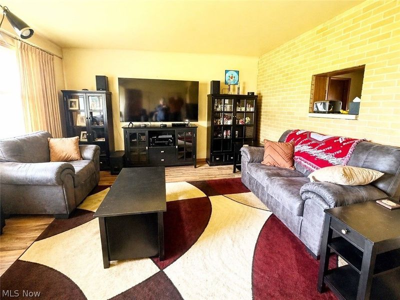 3262 Royalton Road, North Royalton, OH 44133 Photo 2