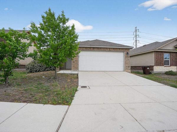 7519 Twin Pine Ct, Converse, TX 78109