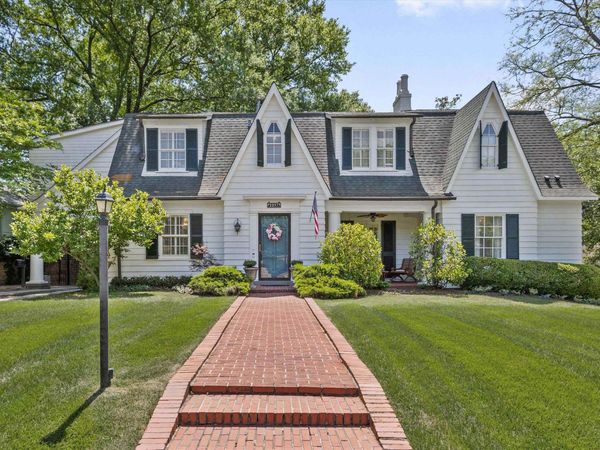 2297 COURT AVE, Memphis, TN 38104