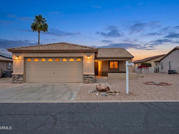 2101 S MERIDIAN Road, Unit 314, Apache Junction, AZ 85120