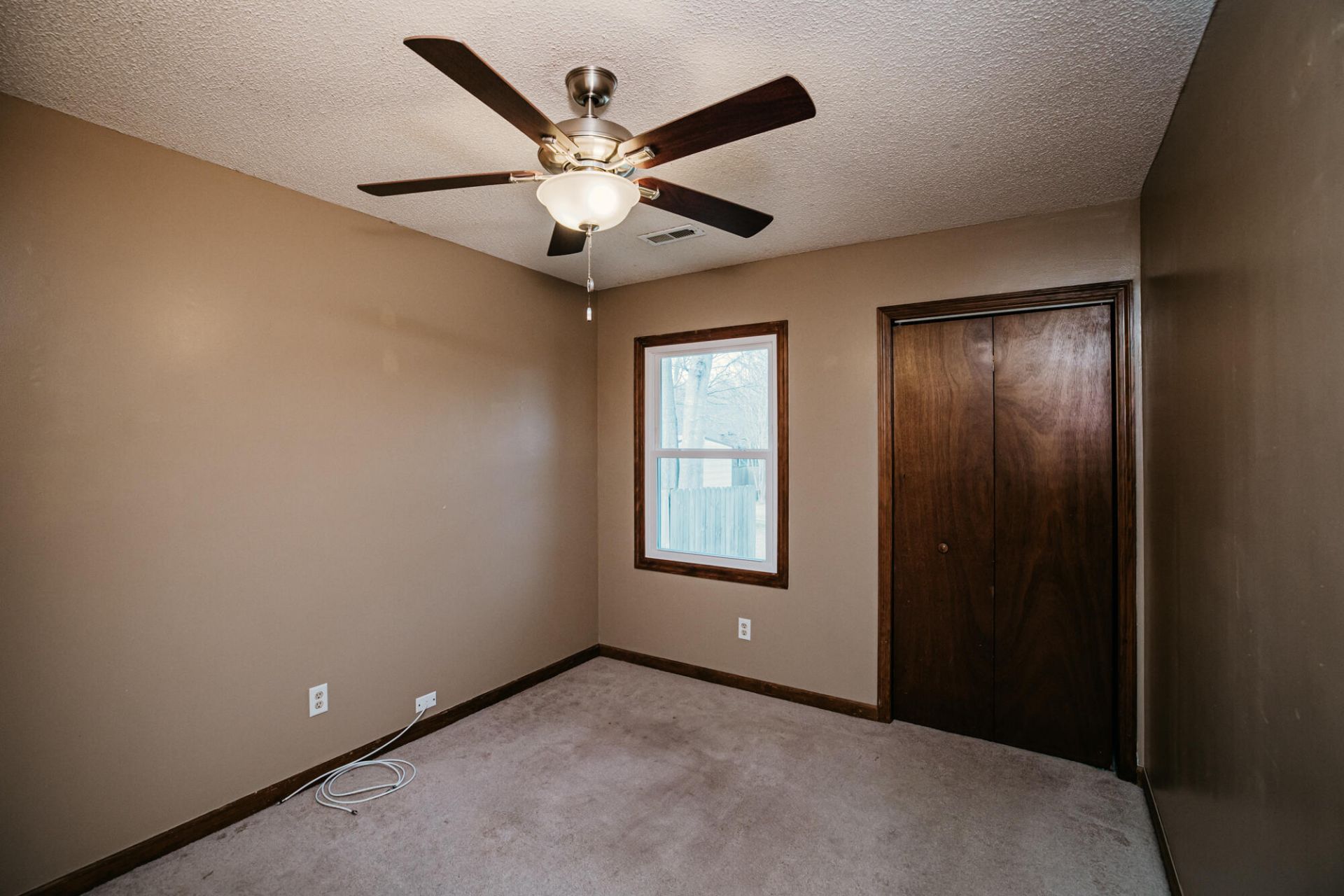 318 Jennie Street Photo 22