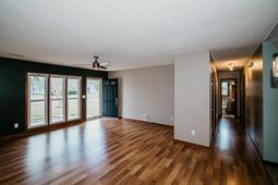 318 Jennie Street photo 4