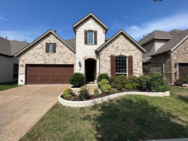 316 Warwick Boulevard , Lewisville, TX 75056