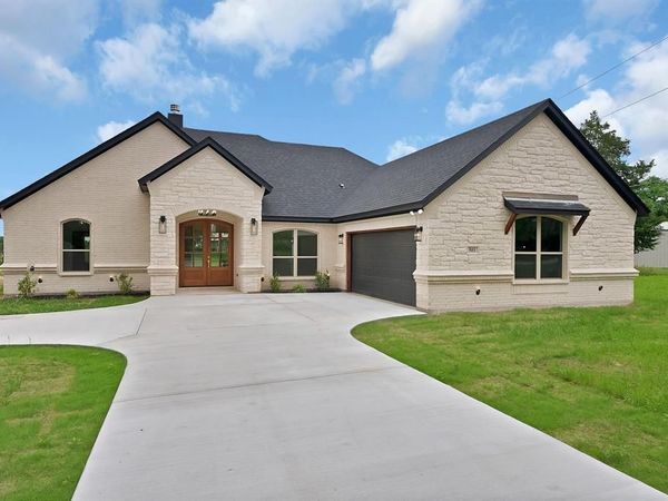 501 Harris Road, Reno, TX 76020