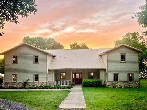 94 Arend Drive, Gainesville, TX 76240